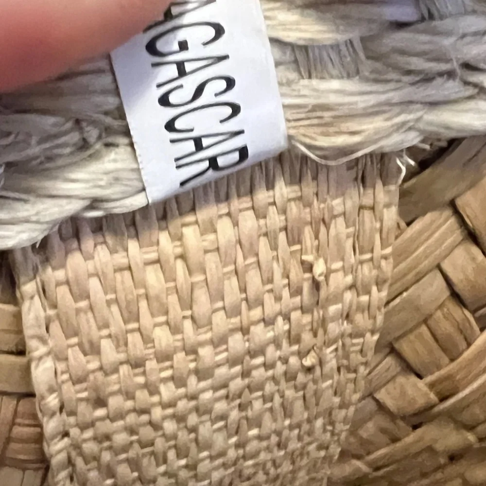 NWOT Straw Studios Large Striped Straw Women's Tote Bag.